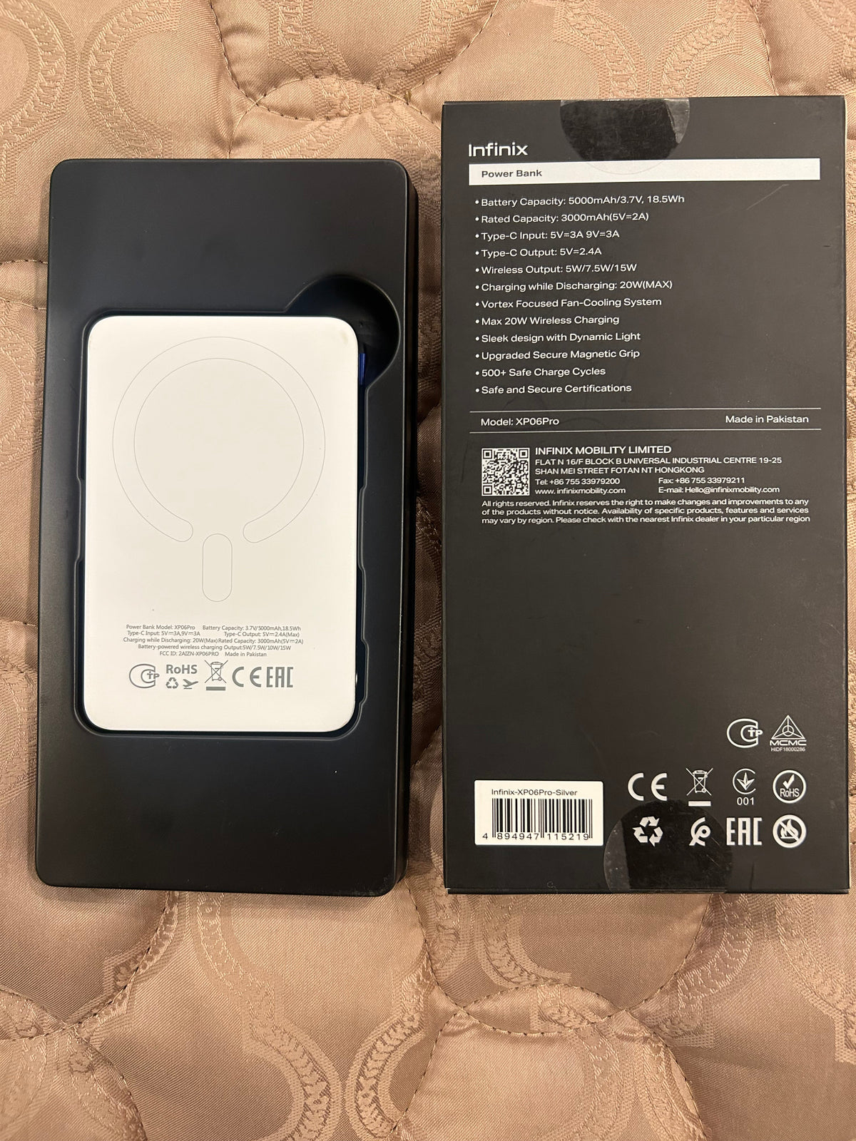 Infinix MagPower Turbo snap-on wireless charger product photo